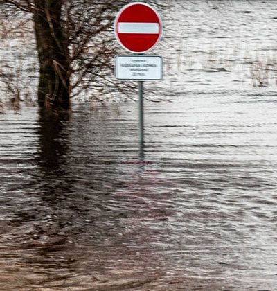 De qué manera las inundaciones amenazan la calidad del agua potable