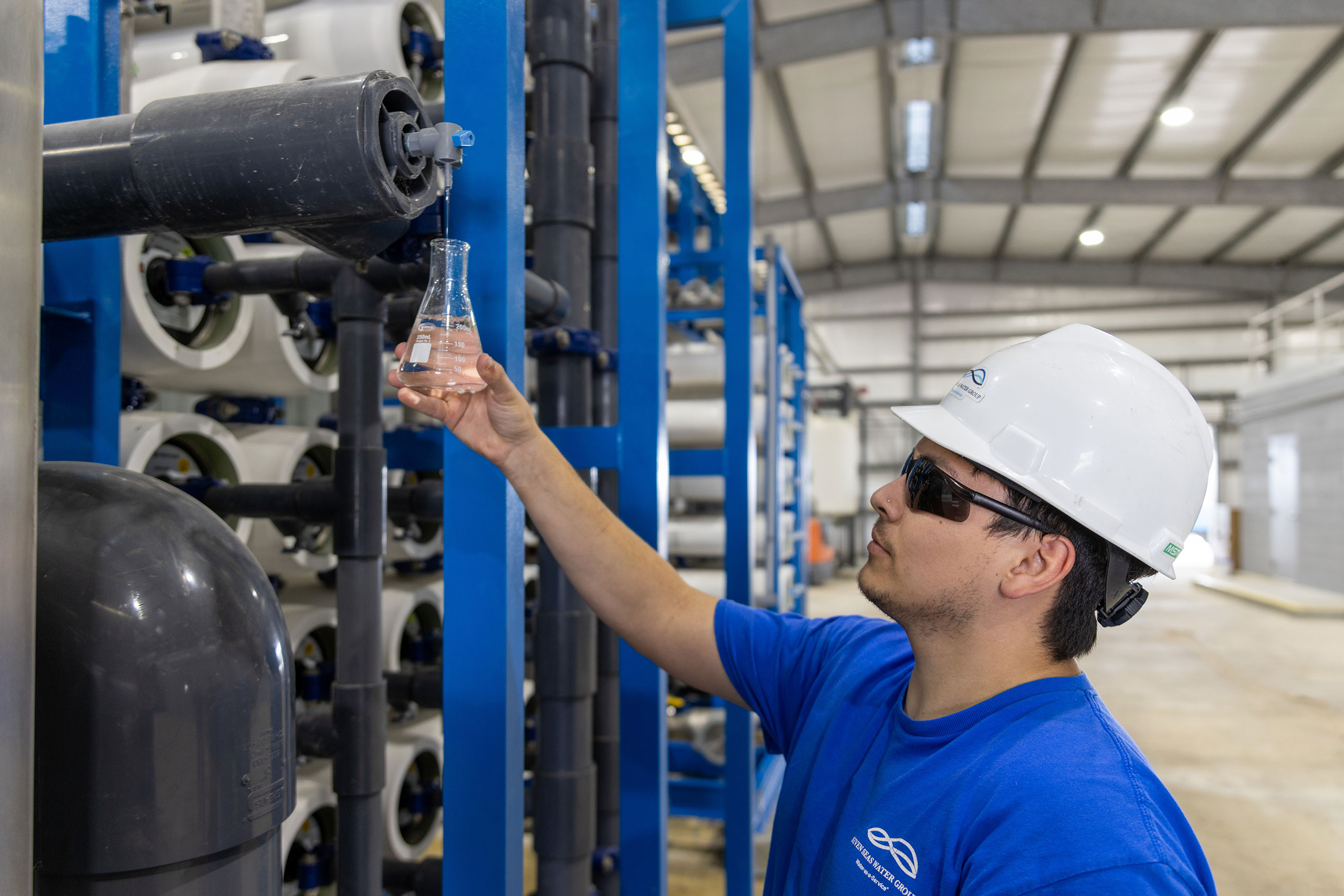 Operaciones y mantenimiento en virtud de contratos basados en el rendimiento